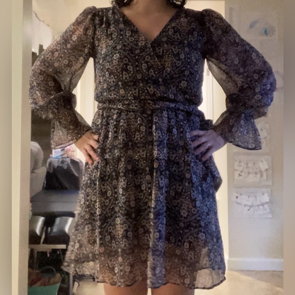 Lauren Conrad Floral Ruffle Sleeve Faux Wrap Dress - Picture 5 of 5